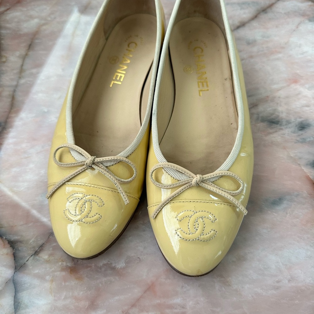 Chanel Yellow Leather Ballet Flats with Bow